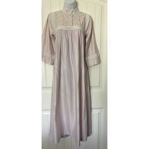 Julie Slumbertogs Womens Size S/P Vintage Satin Lace long Pink Nightgown